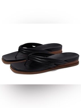 NWOT Bernardo Miami Comfort Footbed Leather Sandal Black Size 8